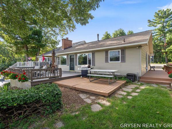 2176 W Lake Road, Twin Lake, MI 49457