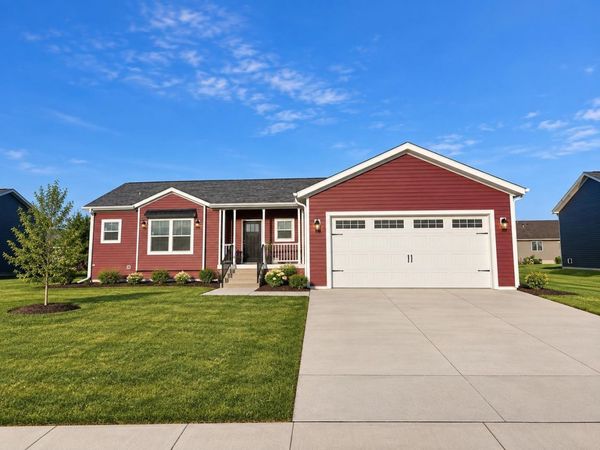 305 E 11 Avenue, Brodhead, WI 53520