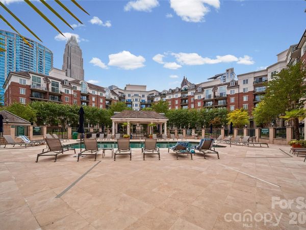 300 W 5th Street , Charlotte, NC 28202