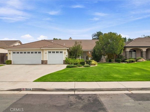 10019 Laurel Park , Bakersfield, CA 93312