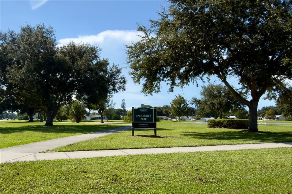 173 Easy Street, Sebastian, FL 32958 Photo