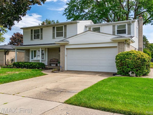 30332 Ohmer Drive, Warren, Mi 48092