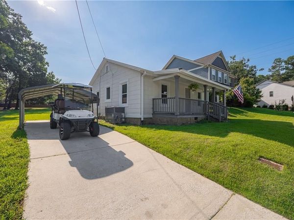 4446 Winn Street , Acworth, GA 30101