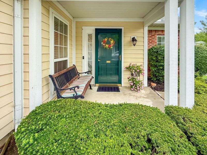 144 Orchard Oak Drive, Blacklick, OH 43004 Photo 2