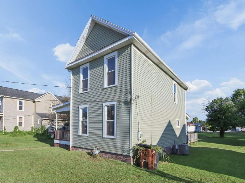 304 E Lutz Avenue, Amanda, OH 43102 Photo 3
