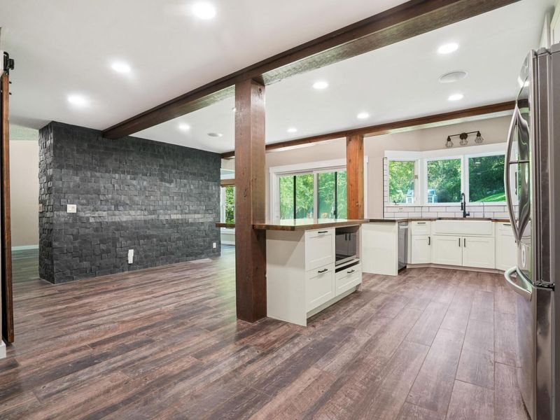 6 Sussex Drive , Athens, OH 45701 Photo 16