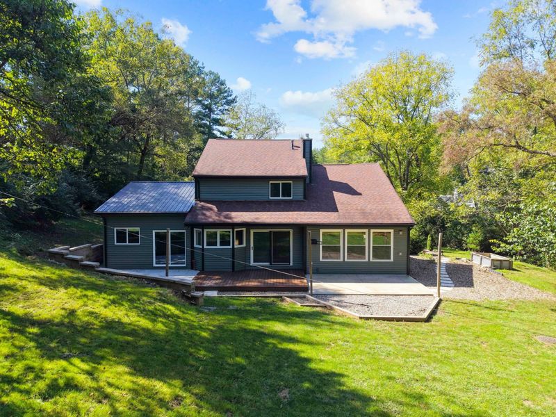 6 Sussex Drive , Athens, OH 45701 Photo 56