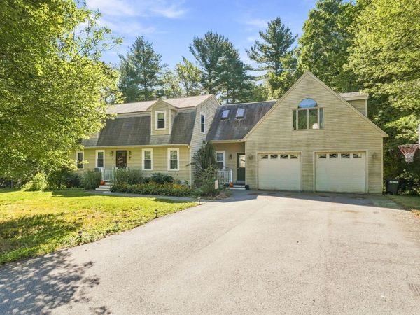 22 Southwind Way, Dartmouth, MA 02747