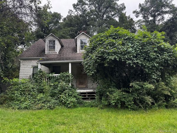 47 Route 25A, Smithtown, NY 11787