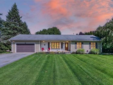 7150 Gauss Road , Bloomfield, NY 14469