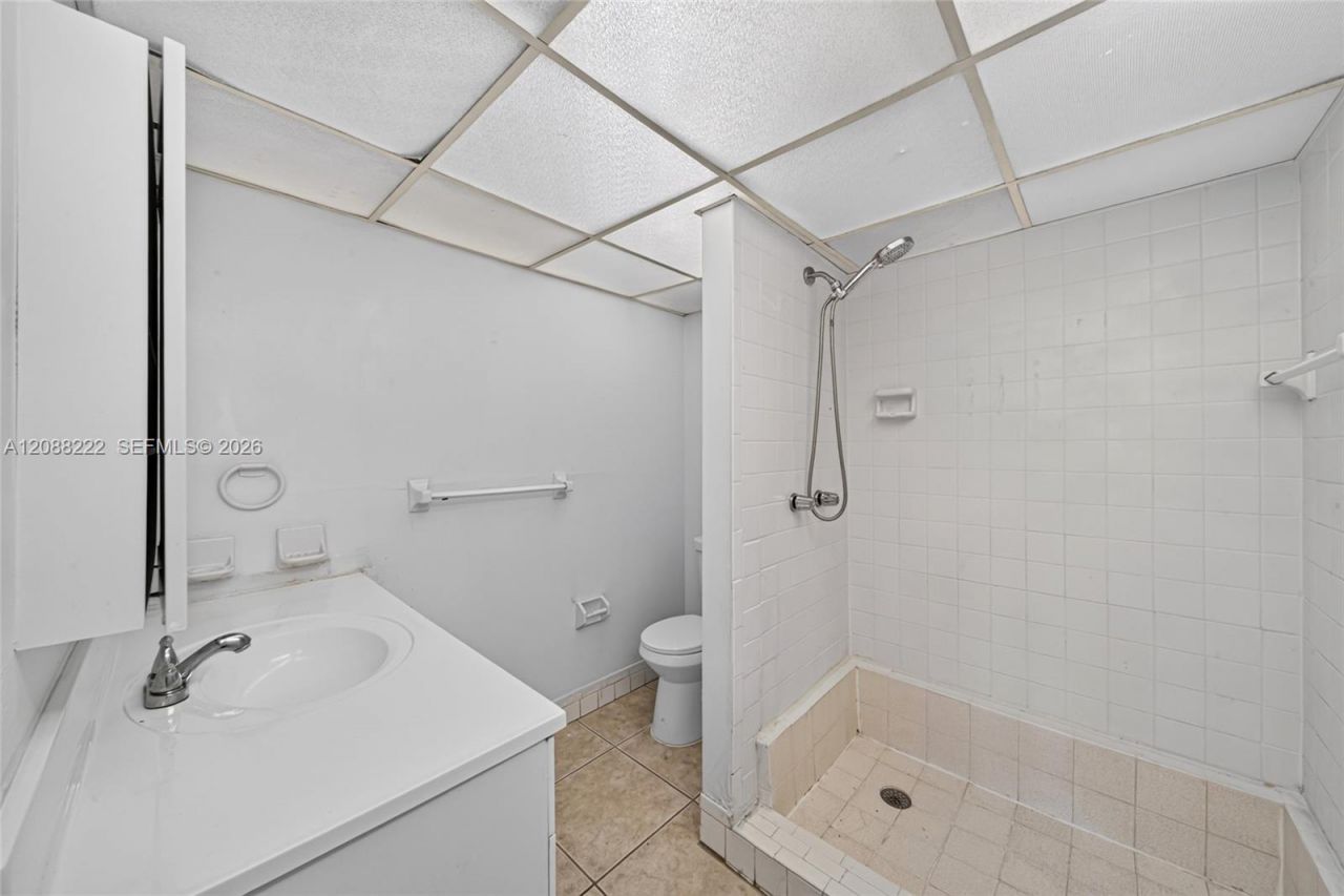 10000 NW 80th Ct , Unit 2432, Hialeah Gardens, FL 33016 Photo