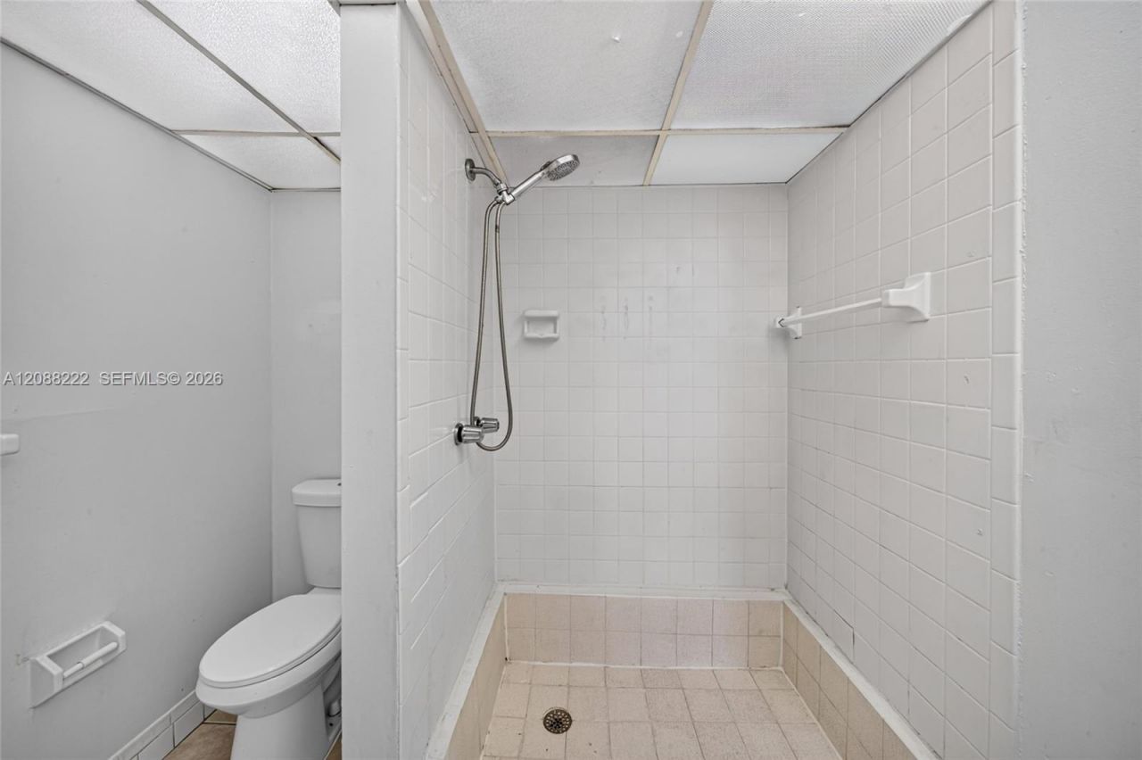 10000 NW 80th Ct , Unit 2432, Hialeah Gardens, FL 33016 Photo