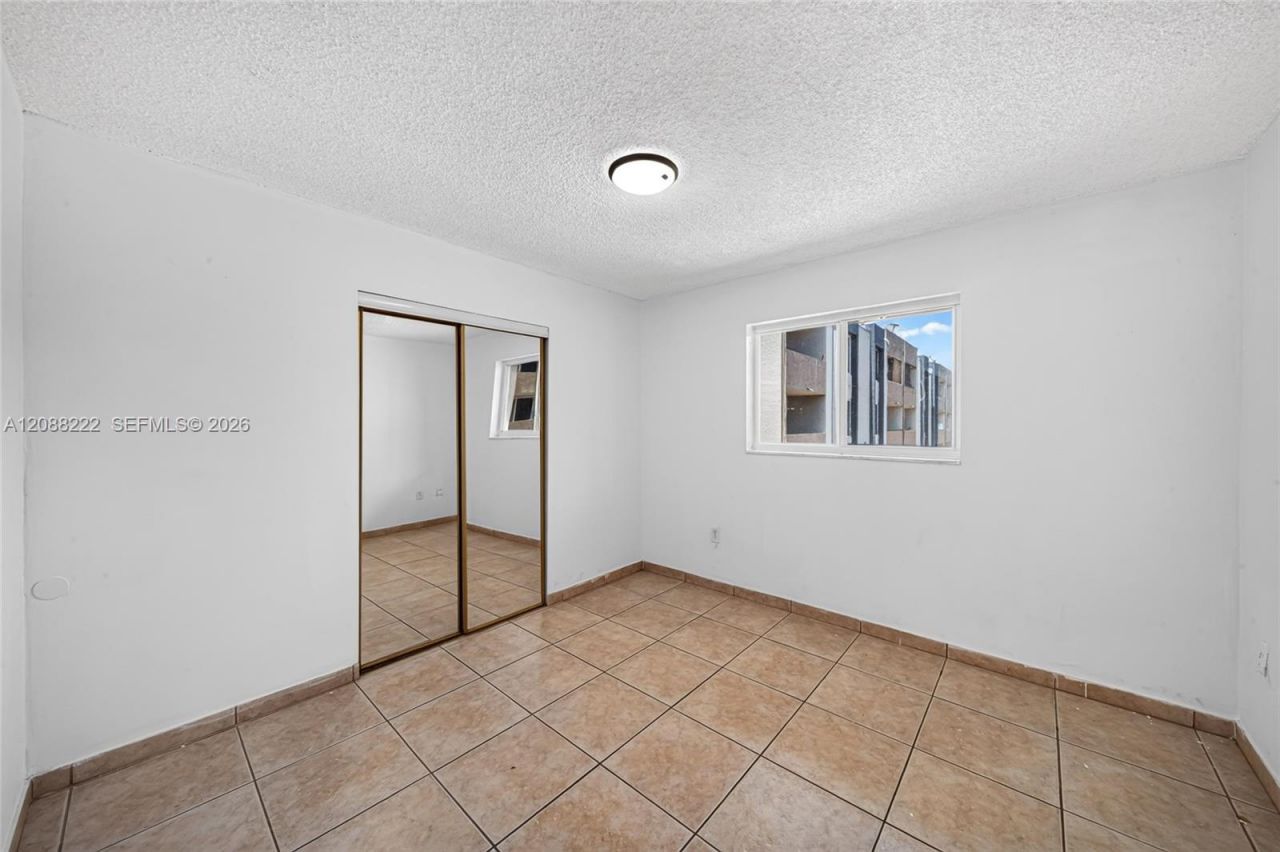10000 NW 80th Ct , Unit 2432, Hialeah Gardens, FL 33016 Photo
