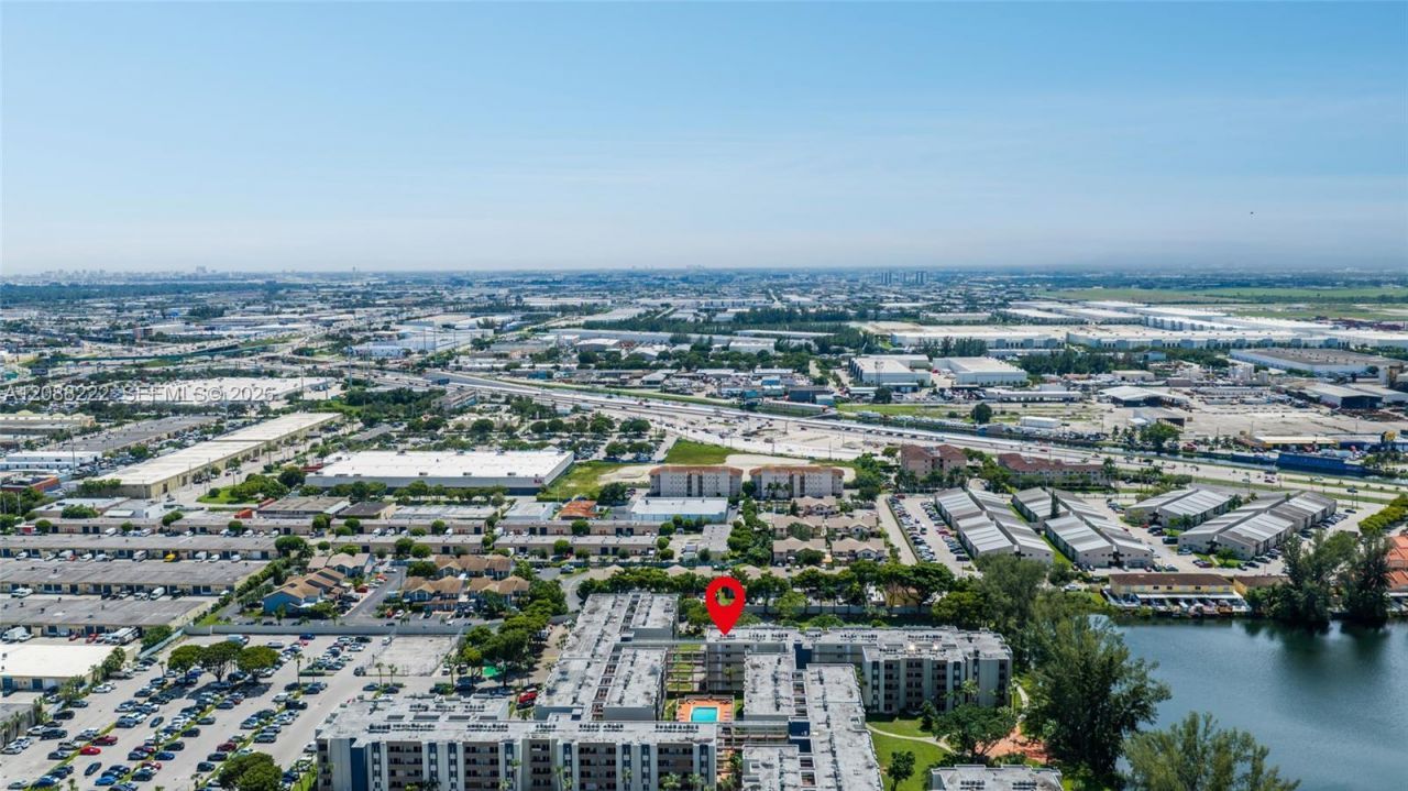 10000 NW 80th Ct , Unit 2432, Hialeah Gardens, FL 33016 Photo