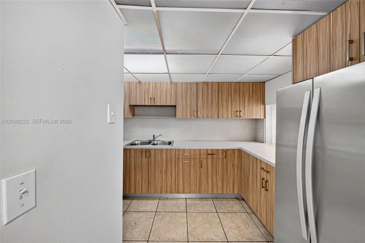 10000 NW 80th Ct , Unit 2432, Hialeah Gardens, FL 33016 Photo