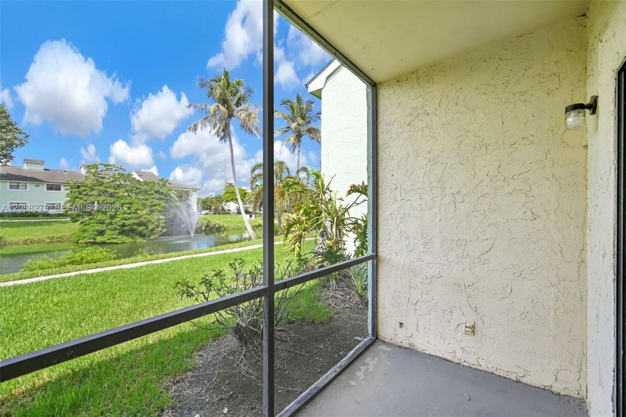 4021 NW 87th Ave, Unit 4021, Sunrise, FL 33351 Photo
