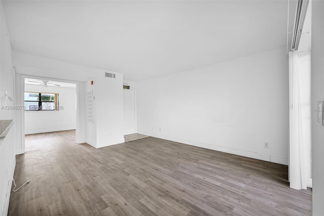 4021 NW 87th Ave, Unit 4021, Sunrise, FL 33351 Photo