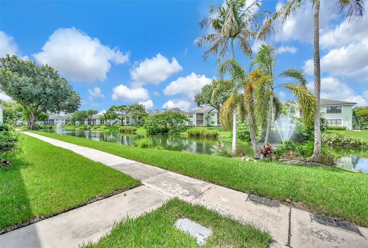 4021 NW 87th Ave, Unit 4021, Sunrise, FL 33351 Photo