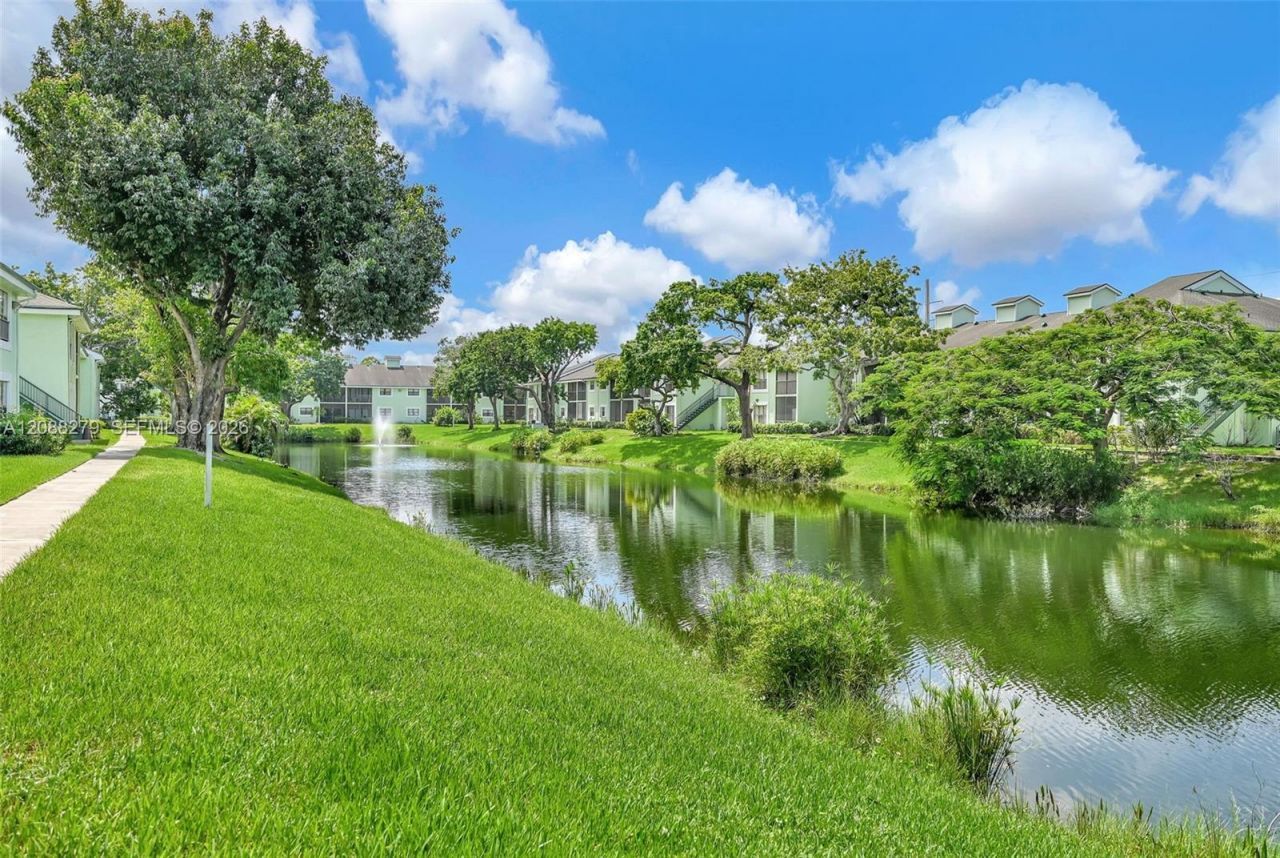 4021 NW 87th Ave, Unit 4021, Sunrise, FL 33351 Photo