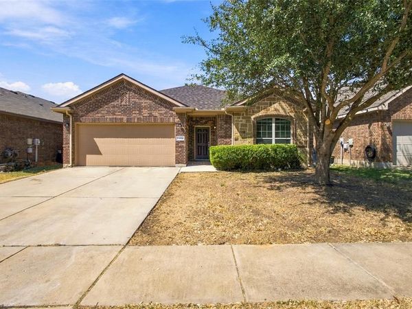 11808 Anna Grace Drive, Fort Worth, TX 76028
