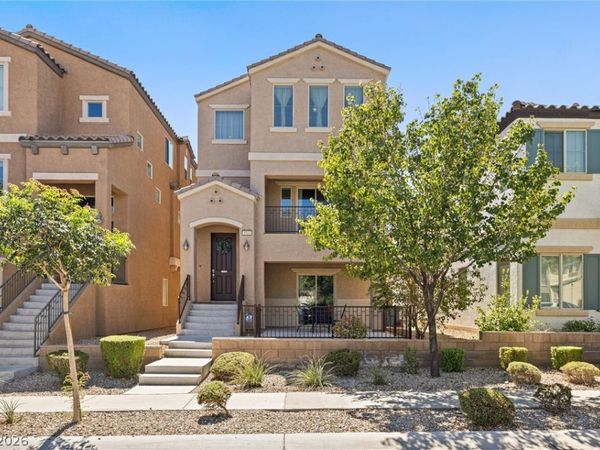 8944 Red Tapestry Court, Las Vegas, NV 89149