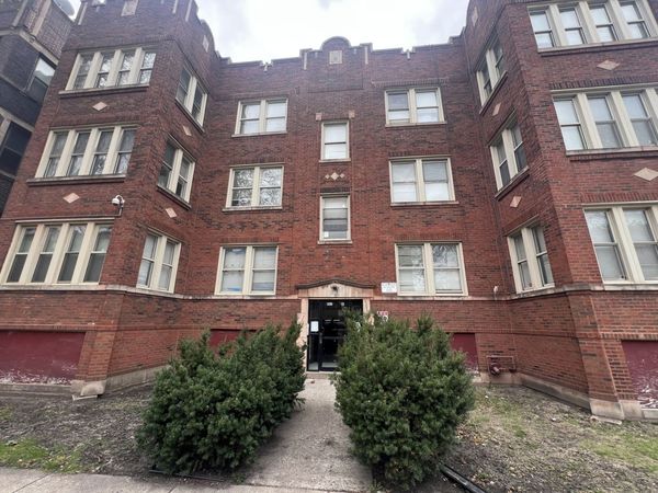 6802 S Clyde Avenue , Unit 3, Chicago, IL 60649