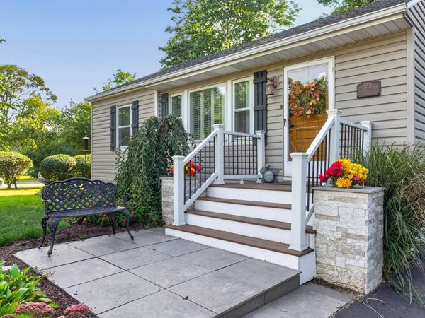 510 Grove Street , Wood Dale, IL 60191