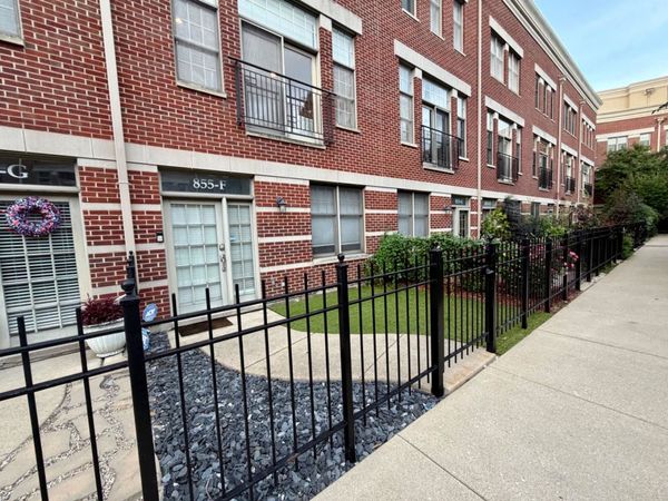 855 N May Street, Unit F, Chicago, IL 60642
