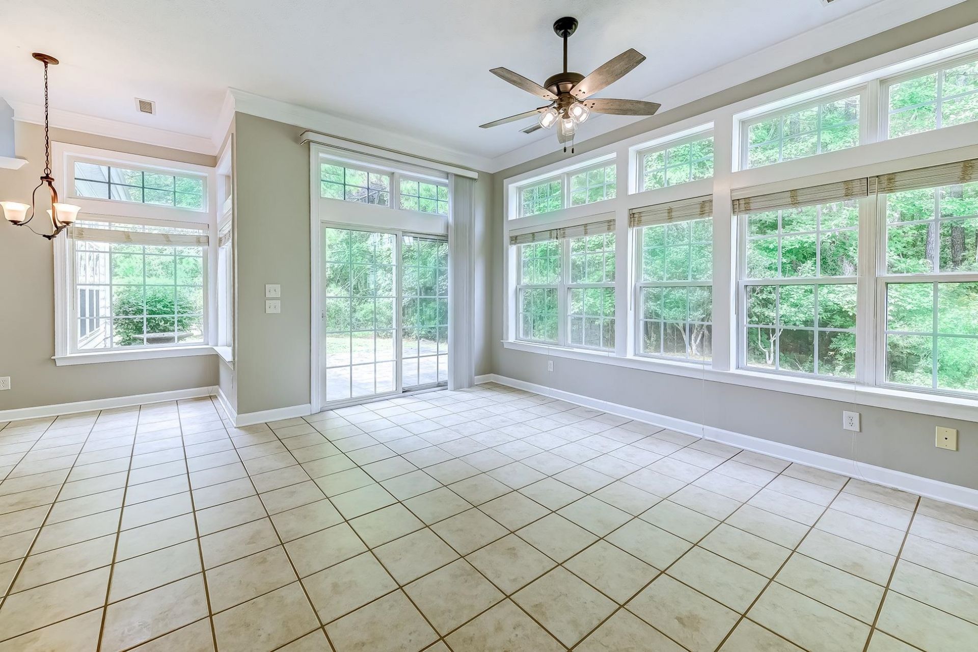 857 Castlebridge Dr.  Photo 16