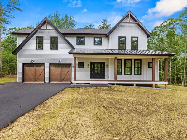 8 Salvato Lane , Kennebunk, ME 04043
