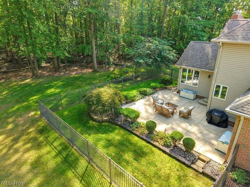 4105 Highpoint Drive, Green, OH 44685 Photo 11