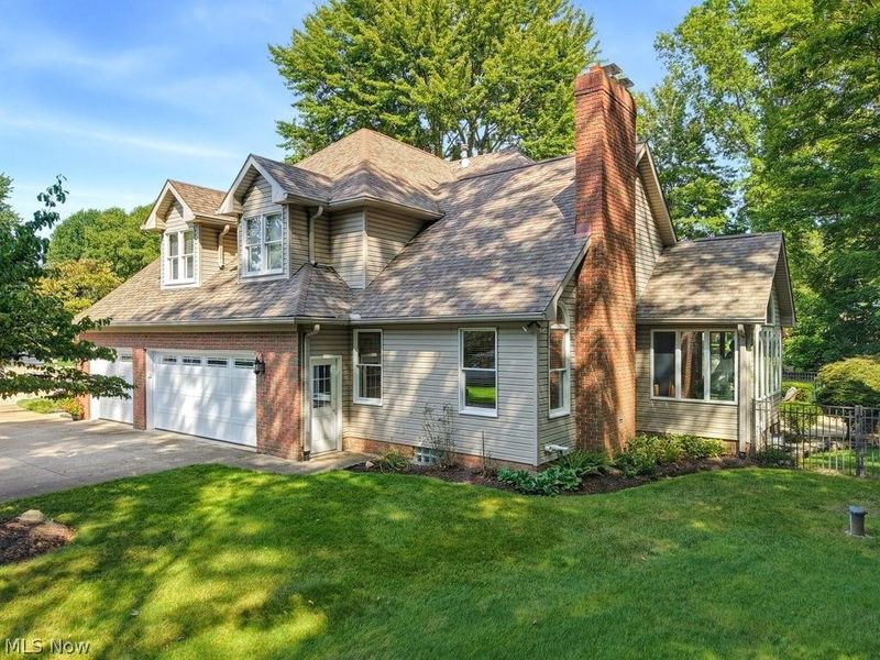 4105 Highpoint Drive, Green, OH 44685 Photo 2