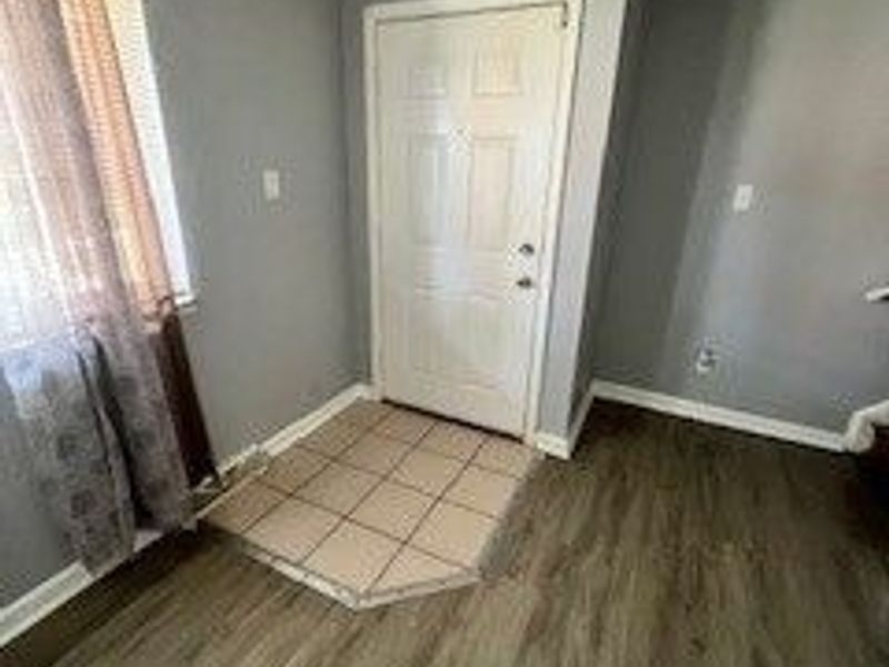 23856 Banbury Circle, Warrensville Heights, OH 44128 Photo 16