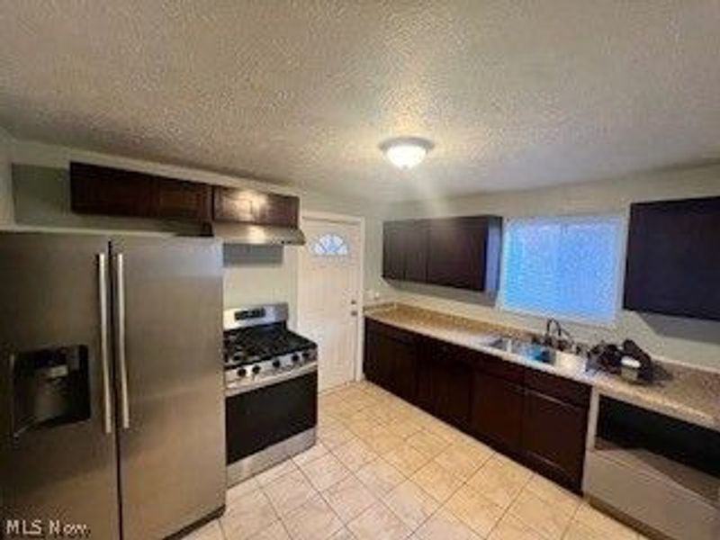 23856 Banbury Circle, Warrensville Heights, OH 44128 Photo 23