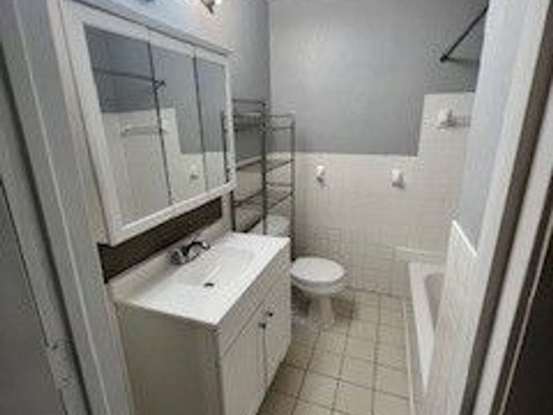 23856 Banbury Circle, Warrensville Heights, OH 44128 Photo 6