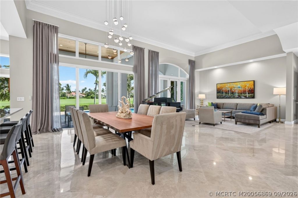 7037 SE Harbor Circle , Stuart, FL 34996 Photo