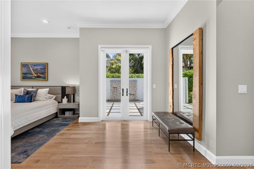 7037 SE Harbor Circle , Stuart, FL 34996 Photo