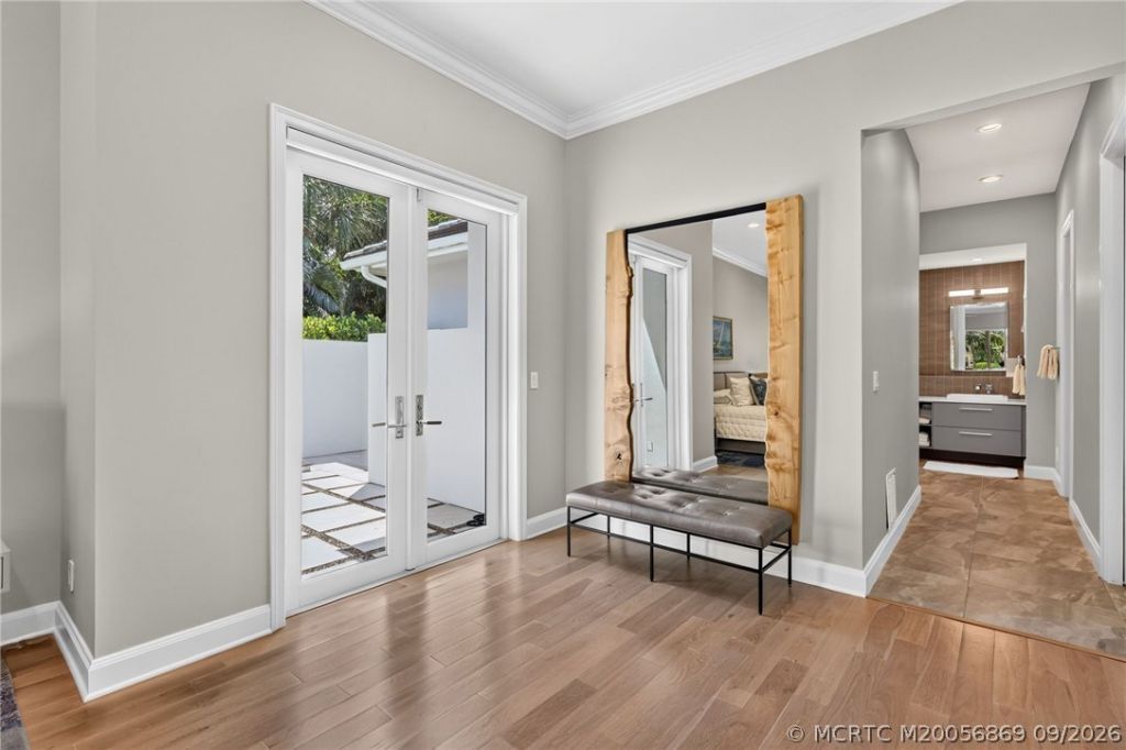 7037 SE Harbor Circle , Stuart, FL 34996 Photo