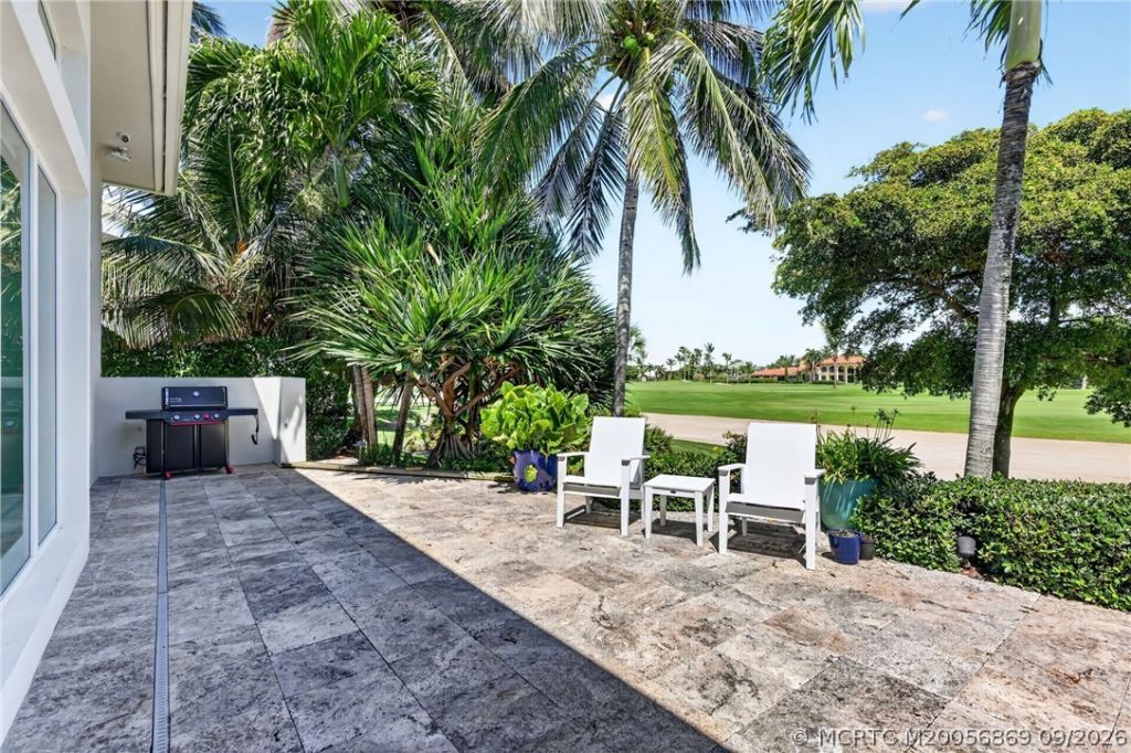 7037 SE Harbor Circle , Stuart, FL 34996 Photo