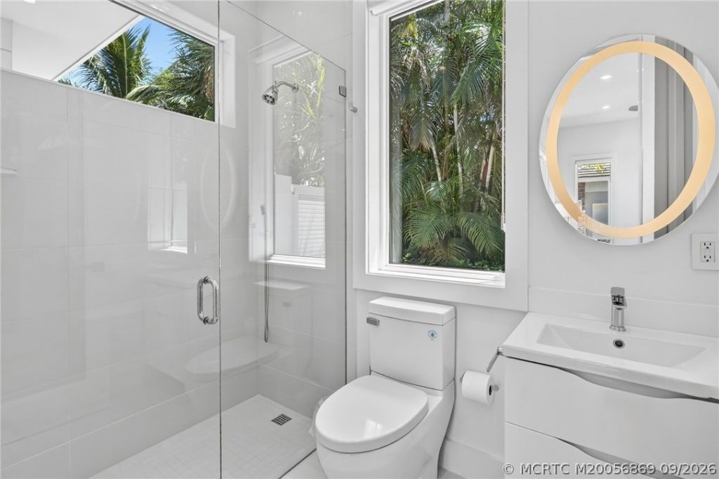 7037 SE Harbor Circle , Stuart, FL 34996 Photo