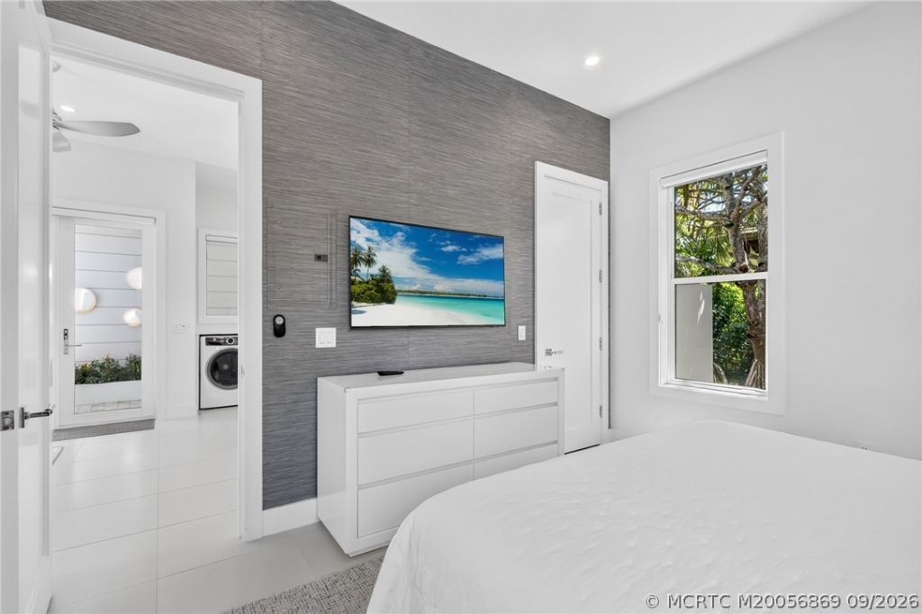 7037 SE Harbor Circle , Stuart, FL 34996 Photo