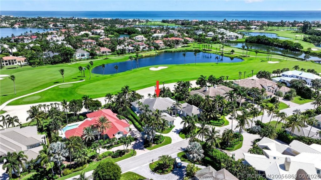 7037 SE Harbor Circle , Stuart, FL 34996 Photo