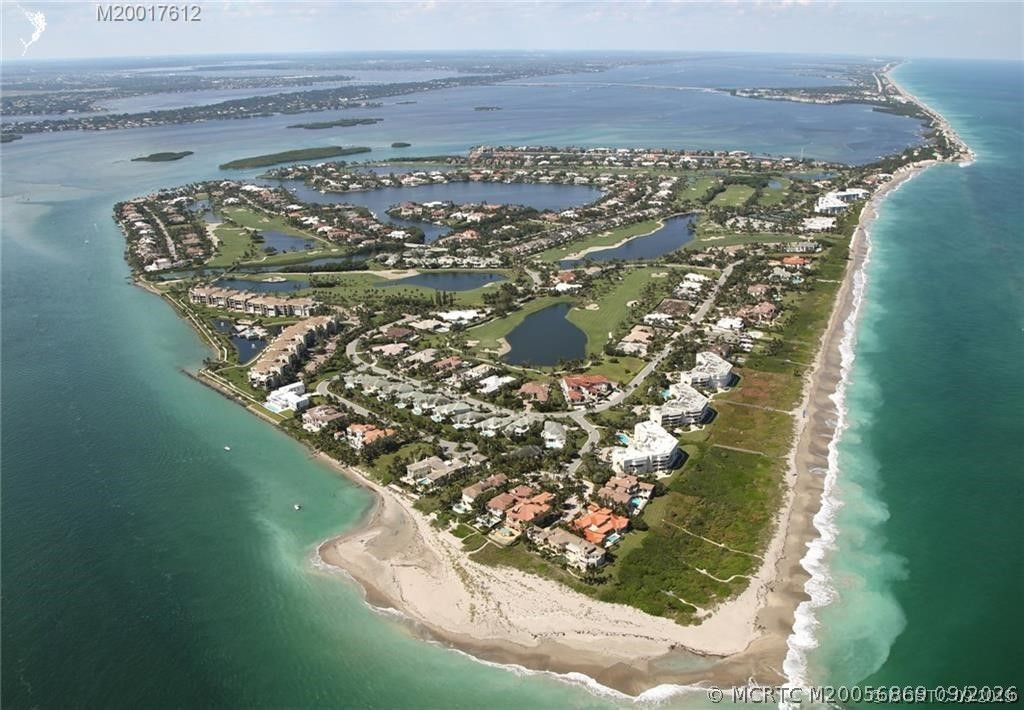 7037 SE Harbor Circle , Stuart, FL 34996 Photo