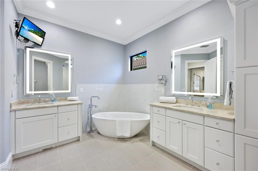 1725 Supreme Ct, Naples, FL 34110 Photo