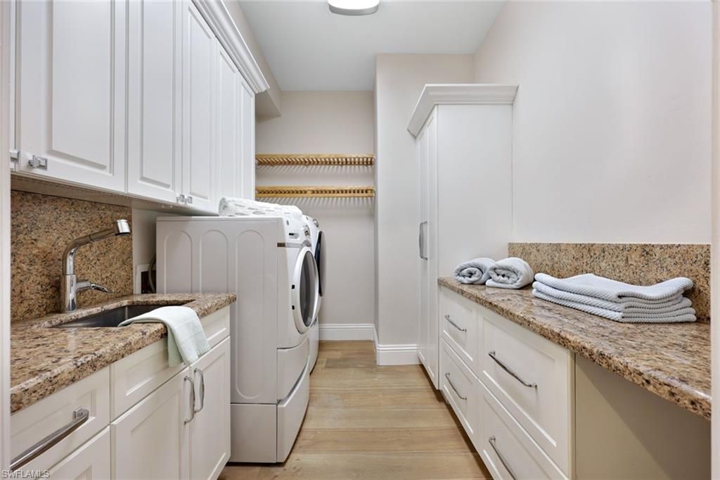 1725 Supreme Ct, Naples, FL 34110 Photo