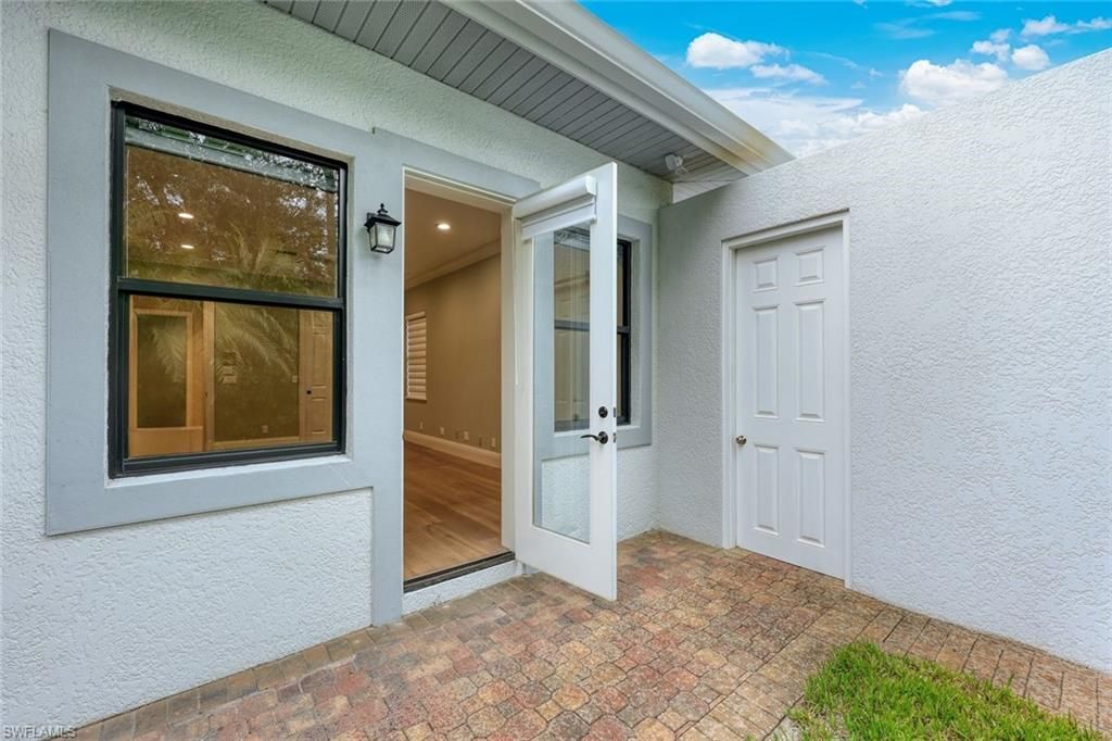 1725 Supreme Ct, Naples, FL 34110 Photo