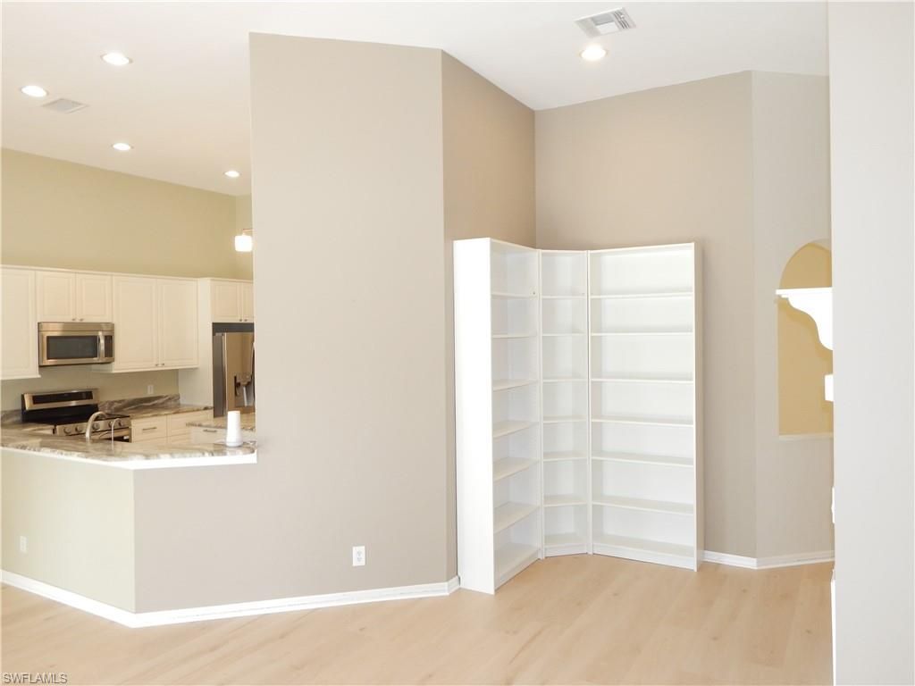 349 Sweet Bay Ln, Naples, FL 34119 Photo
