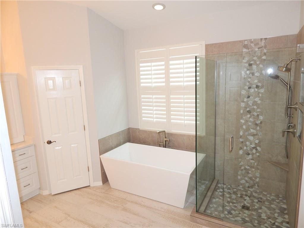 349 Sweet Bay Ln, Naples, FL 34119 Photo