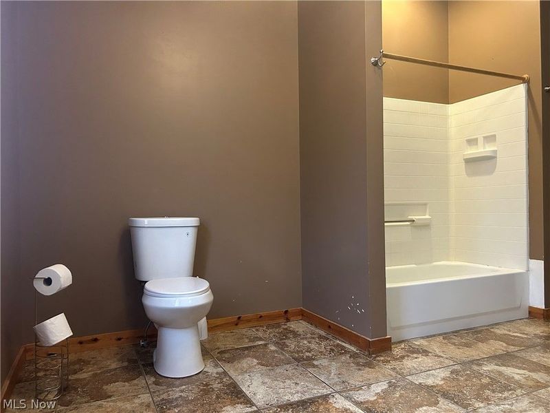 7315 Mitchell Lane, Adamsville, OH 43802 Photo 13