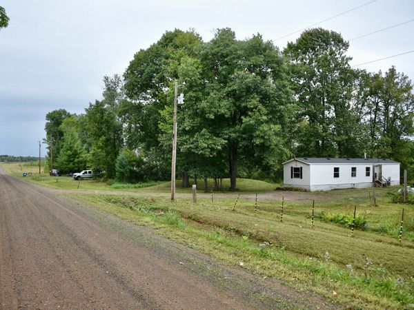 2464 Sherwood Street , Brook Park, MN 55007